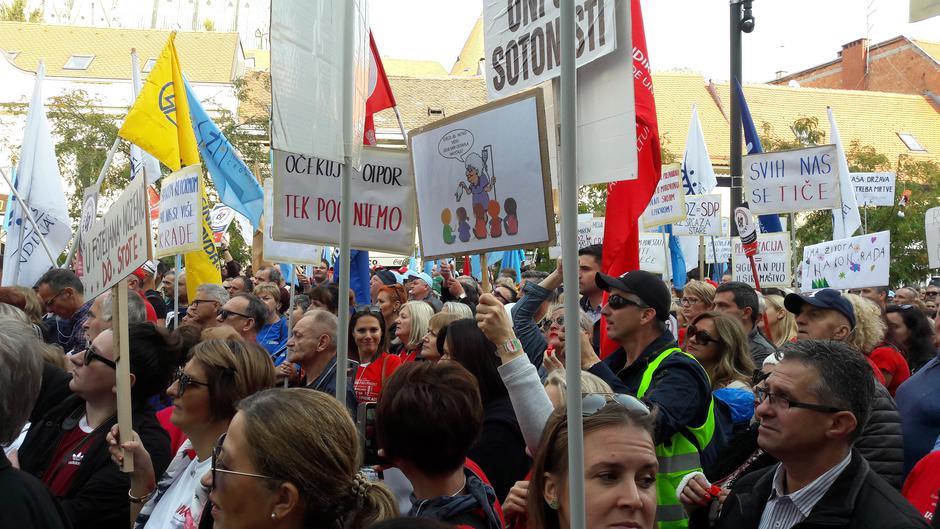 prosvjed protiv mirovinske reforme