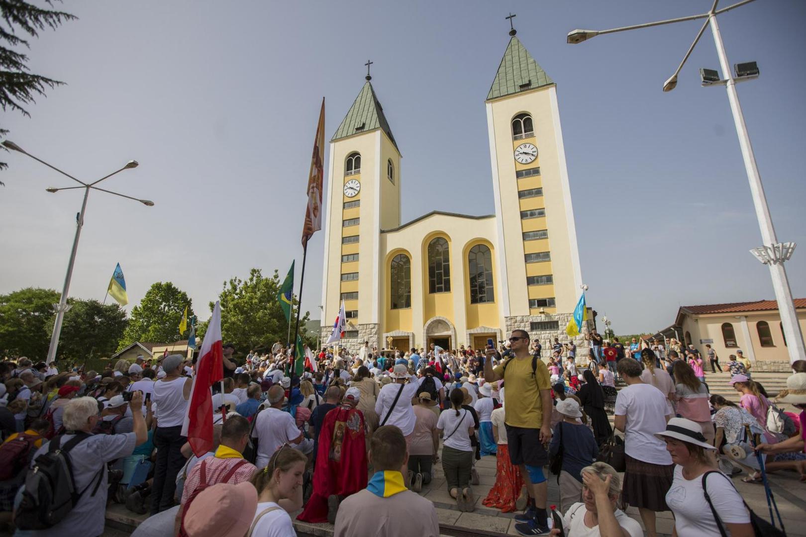24.06.2021., Medjugorje, Bosna i Hercegovina - Uoci 40. obljetnice Gospinih ukazanja odrzana tradicionalna Hodnja mira od Humca u Ljubuskom do Medjugorja u kojoj su sudjelovali brojni hodocasnici iz cijelog svijeta.Photo: Denis Kapetanovic /PIXSELL