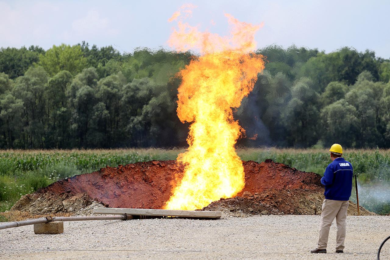 Velika Hrastilnica: INA pronašla naftu pokraj Ivanić-Grada