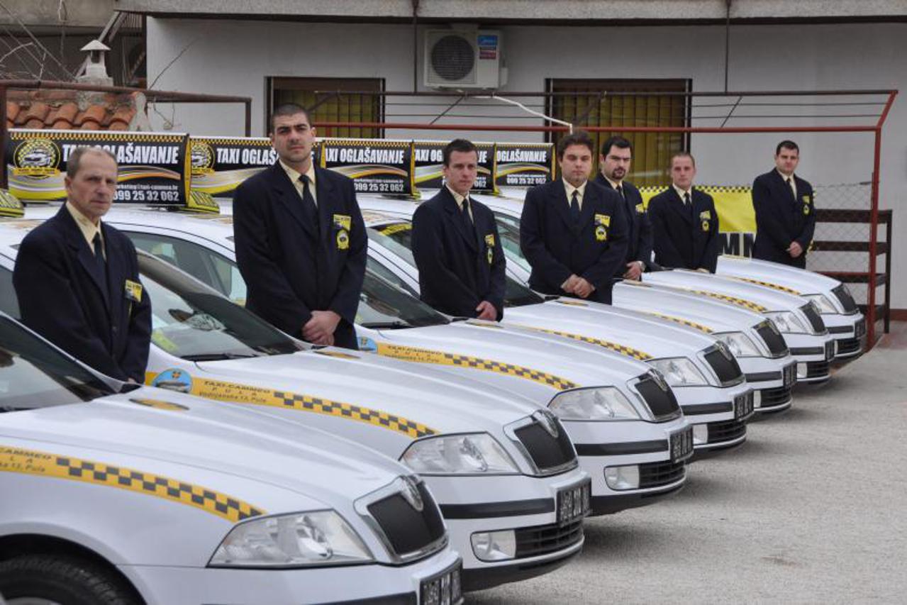 taxi cammeo (1)