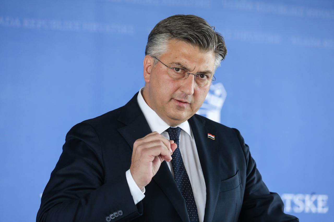 Zagreb: Nakon sjednice Vlade premijer Plenković održao je konferenciju za medije