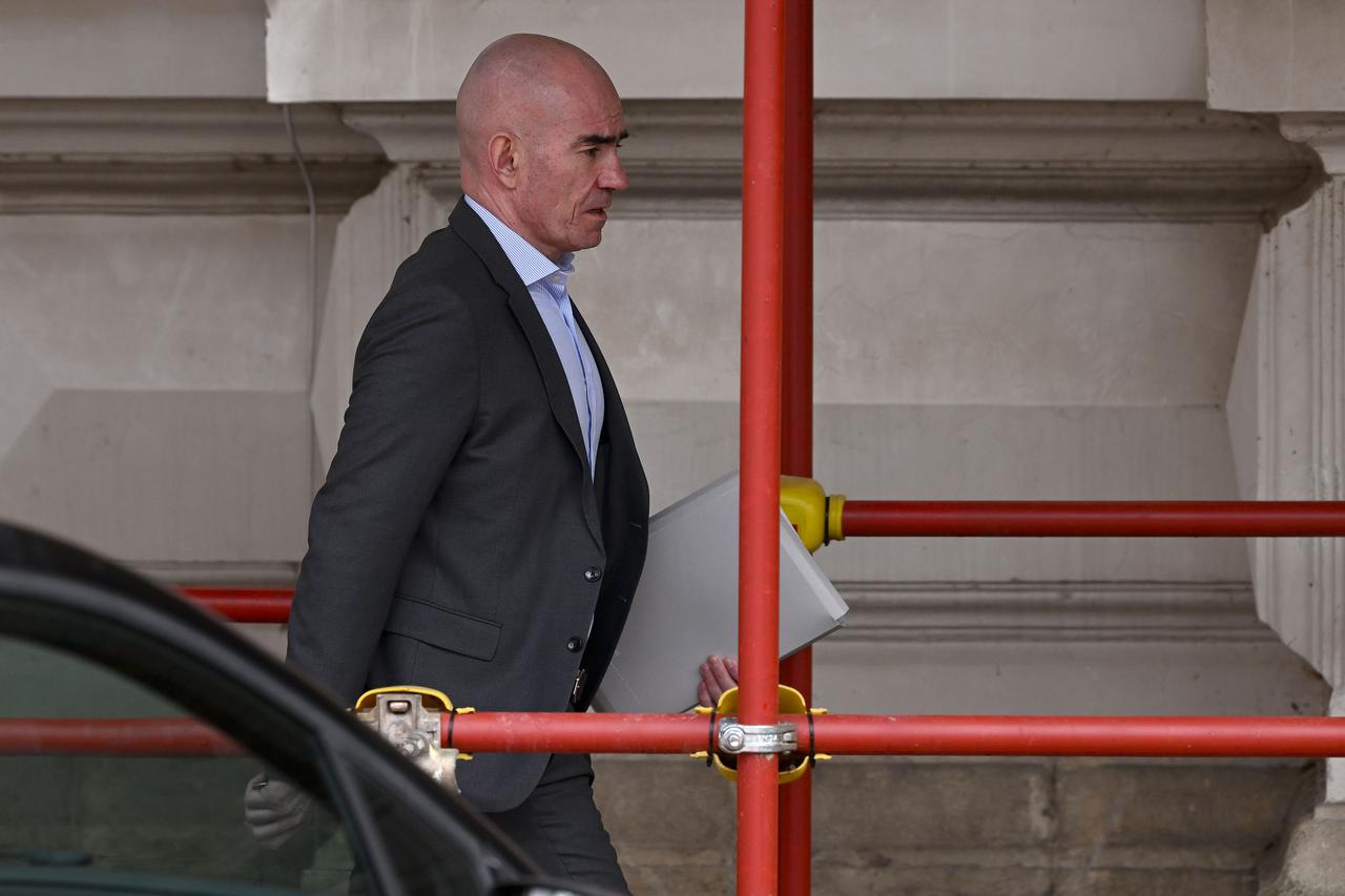 Zagreb: Privođenje na Optužno vijeće osumnjičenih za trgovinu drogom pod pratnjom specijalne policije