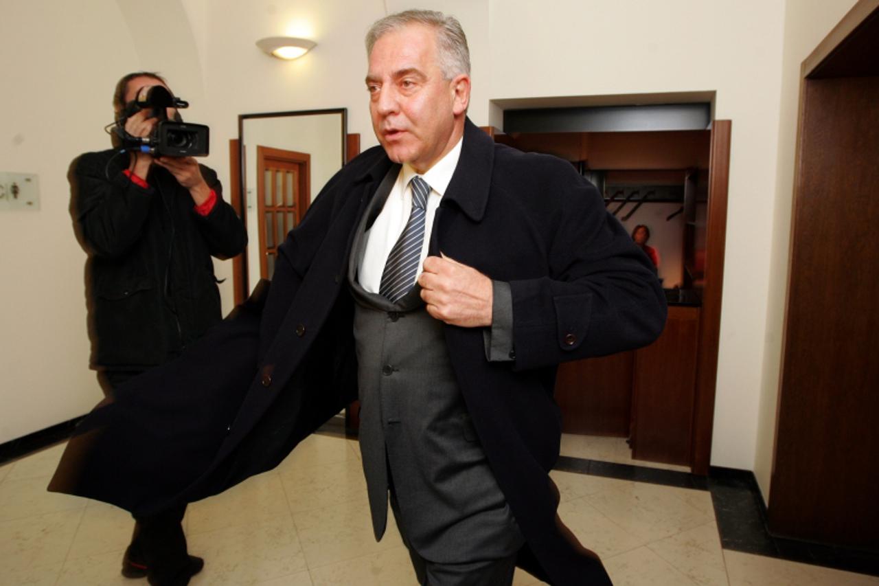 '27.10.2010., Zagreb -   Hrvatski Sabor, sjednica i izgasavanje povjerenja Hrvatskoj Vladi. Ivo sanader u saborskoj klupi. Photo: Robert Anic/PIXSELL'