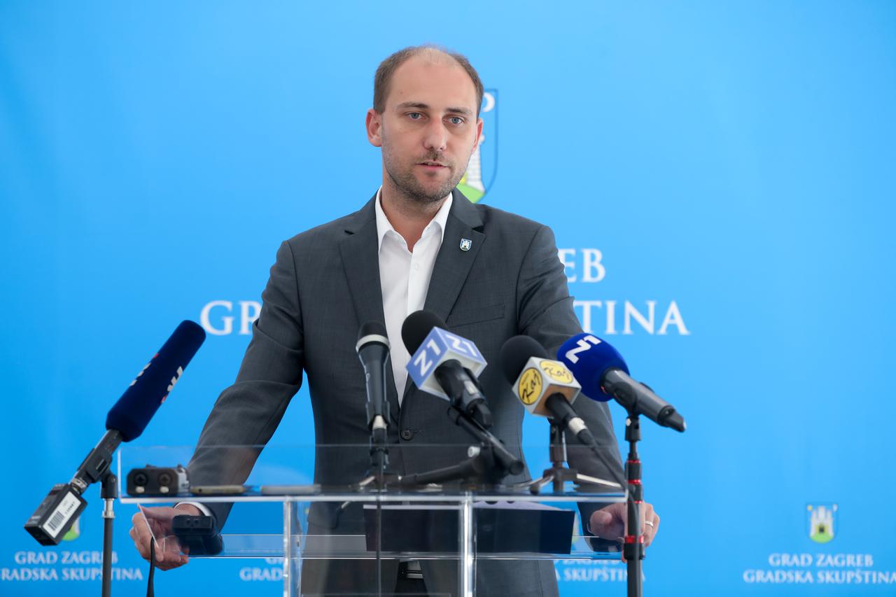 Zagreb: Predsjednik gradske skupštine Matej Mišić održao konferenciju za medije