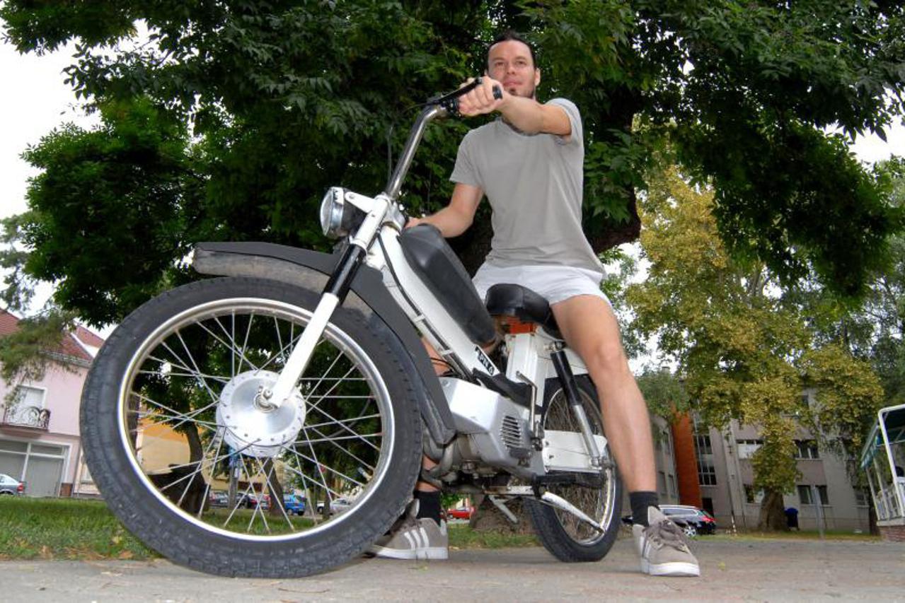 tomos (1)