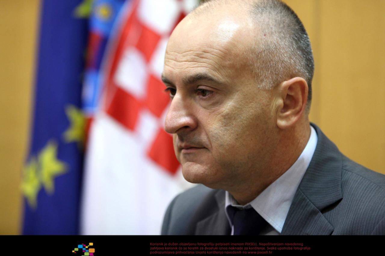 '13.12.2012., Zagreb - Sjednica Sabora RH nastavljena je  raspravom o konacnom prijedlogu zakona o izmjenama i dopunama Zakona o pravima hrvatskih branitelja iz Domovinskog rata i clanova njihovih obi