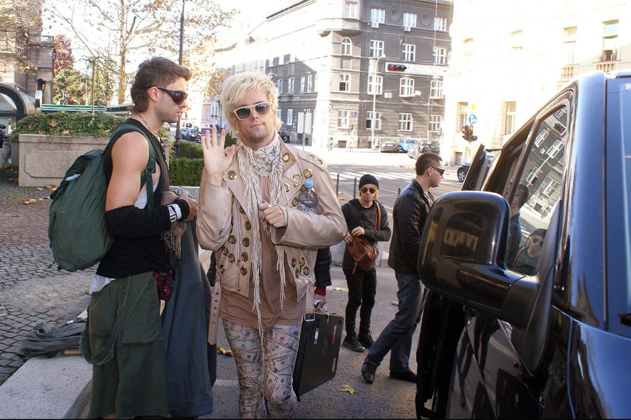 Semi Precious Weapons (1)