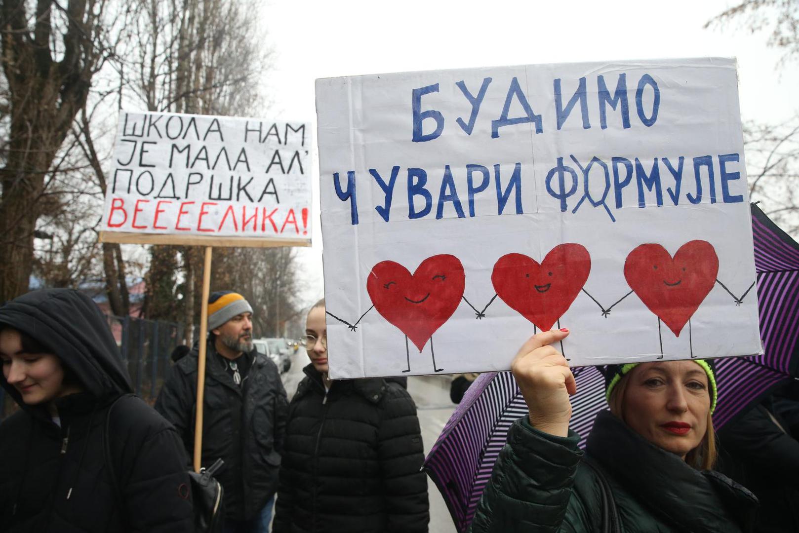 24, January, 2025, Belgrade - Support from parents and former students for teachers at the "Djura Danicic" Elementary School. Photo: F.S./ATAImages24, januar, 2025, Beograd - Podrska roditelja i bivsih djaka nastavnicima OS "Djura Danicic". Photo: F.S./ATAImages Photo: F.S./ATAImages/PIXSELL