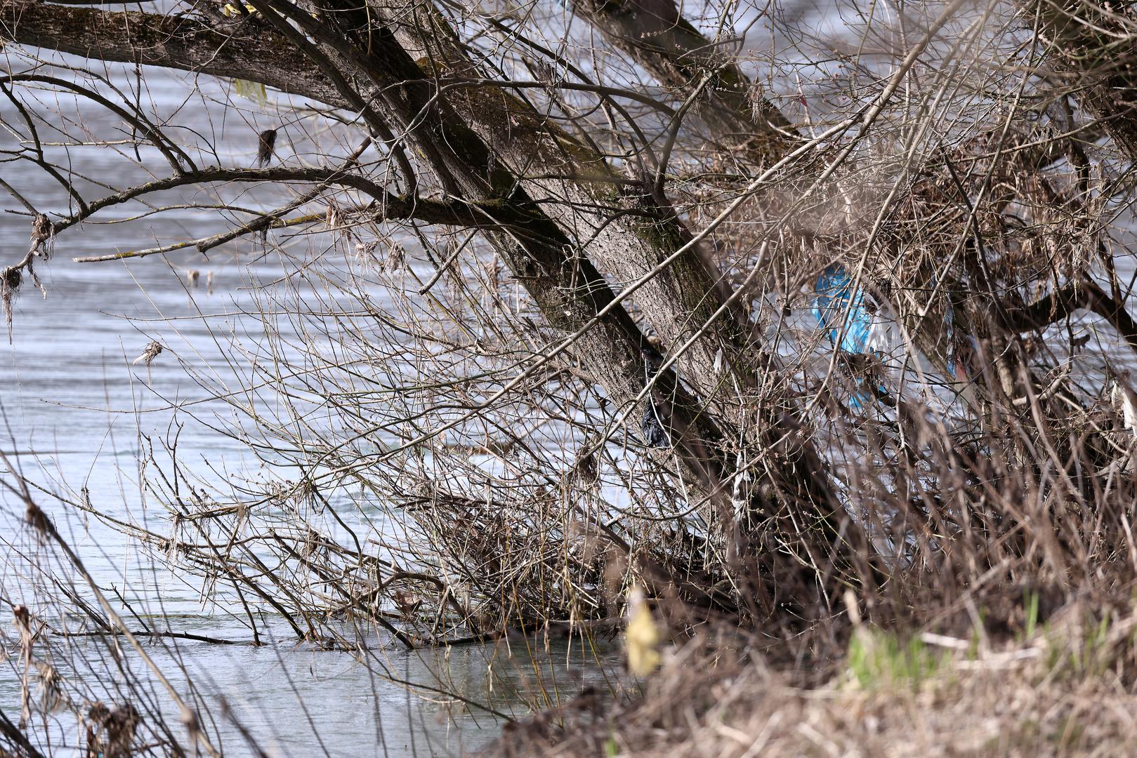 U čamcu je po pisanju medija bilo sedam do osam osoba a navodno je riječ o kineskim migrantima.