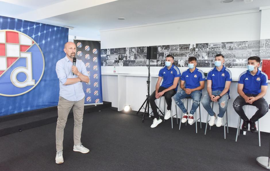 Zagreb: GNK Dinamo predstavio četiri nova pojačanja