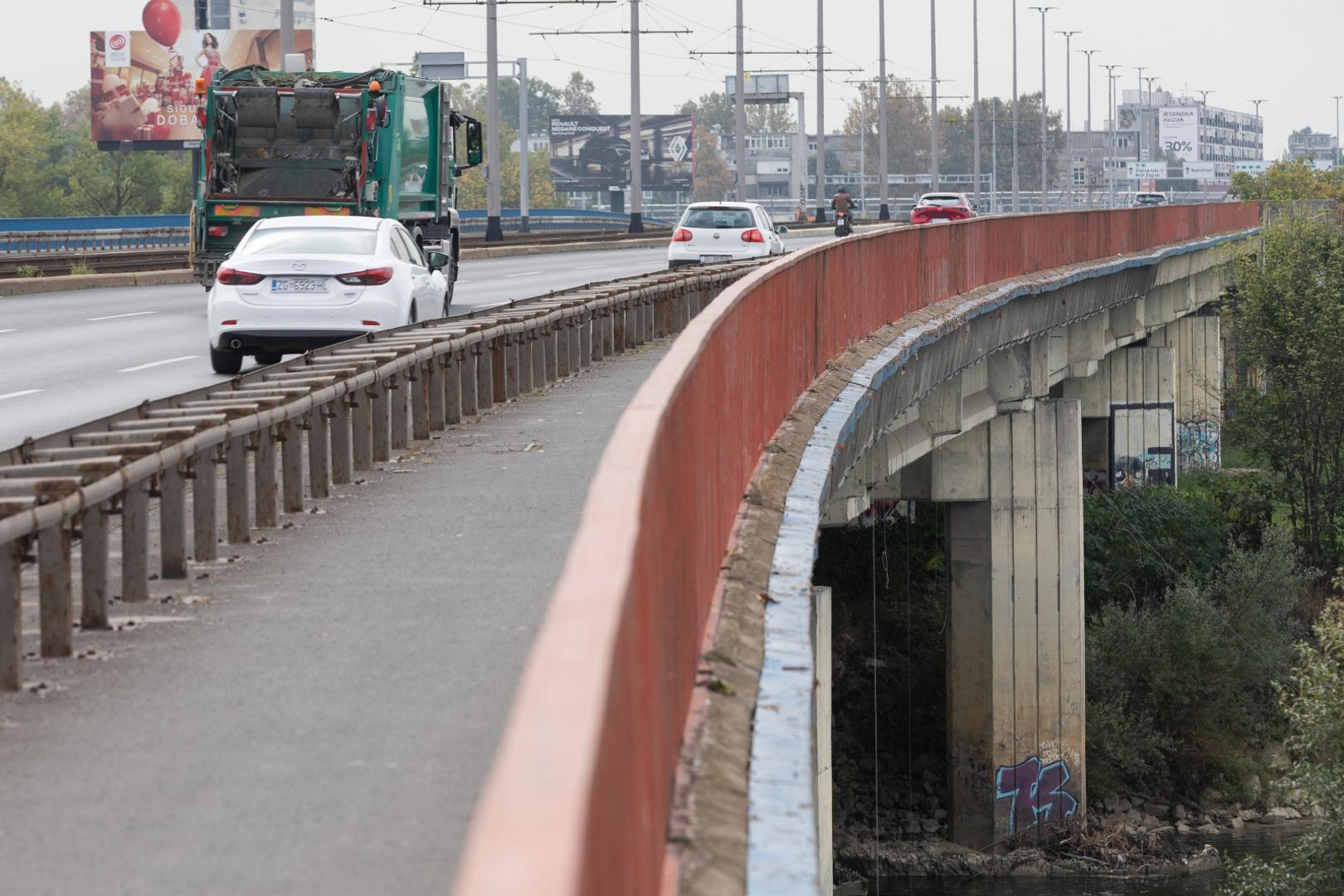 01.10.2021., Zagreb - Jadranski most u Zagrebu.Photo: Davor Puklavec/PIXSELL
