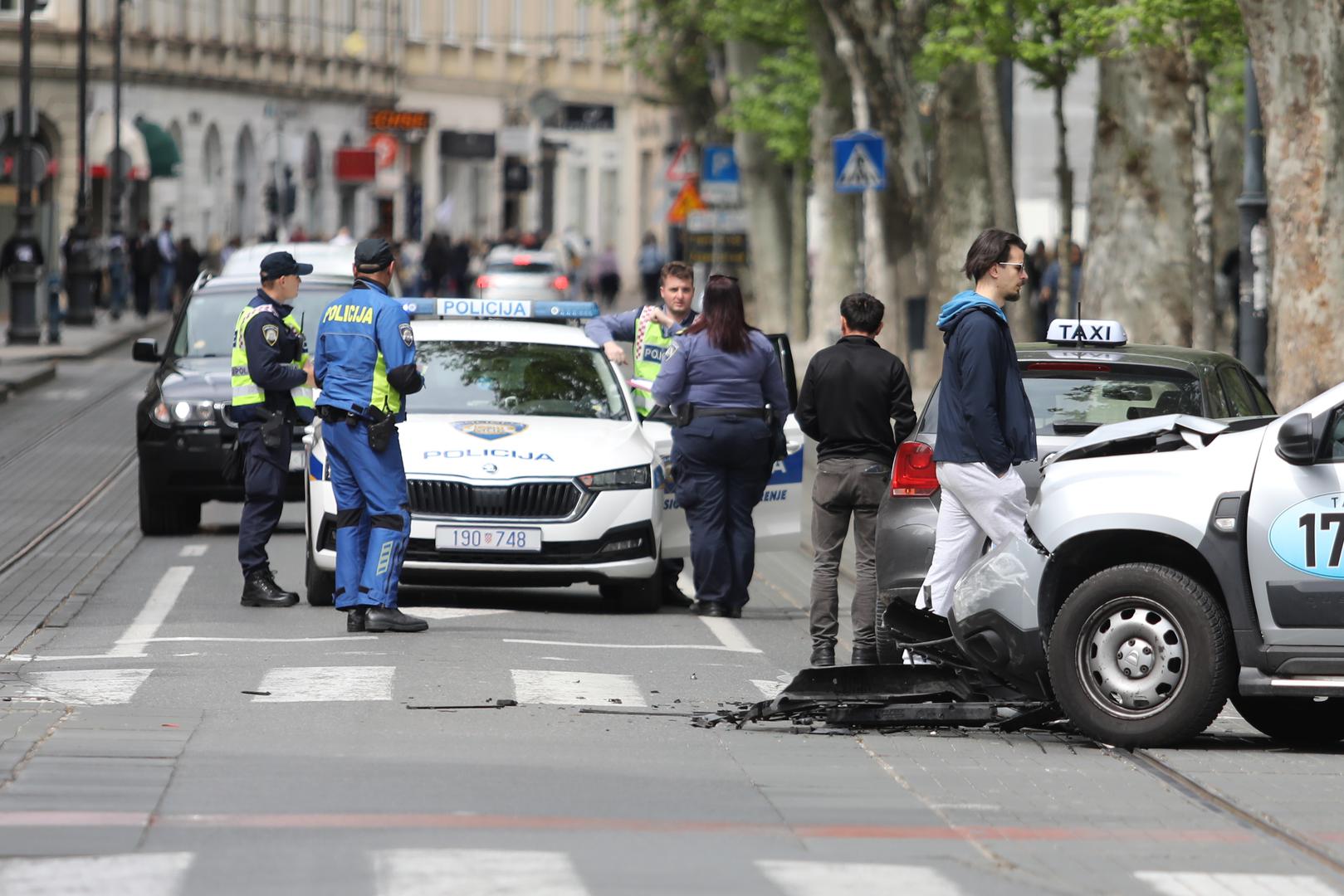 Prema svjedocima, kako piše Danas.hr, jednu osobu odvezla je Hitna pomoć.