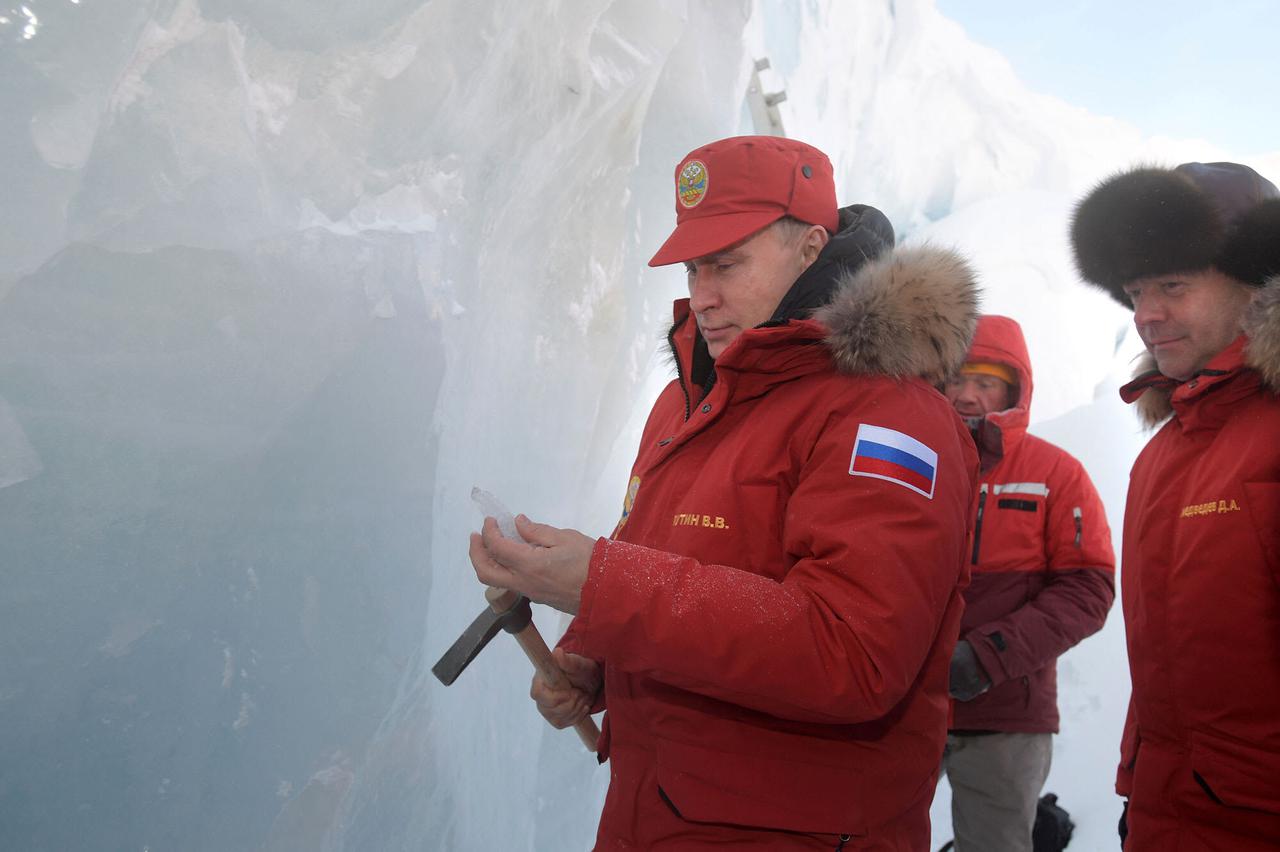storyeditor/2025-02-02/putinovic.jpg
