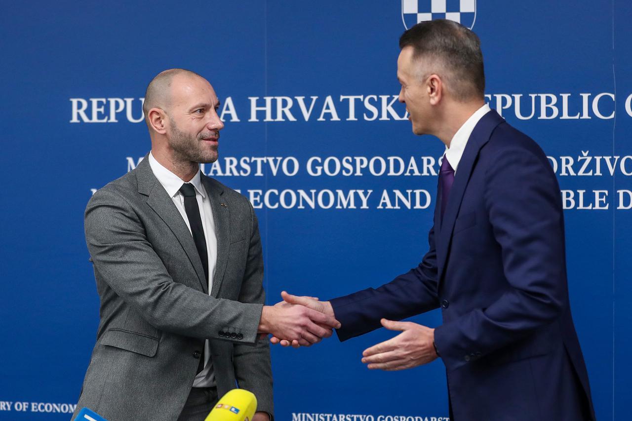 Zagreb: Damir Habijan službeno preuzeo ministarstvo gospodarstva