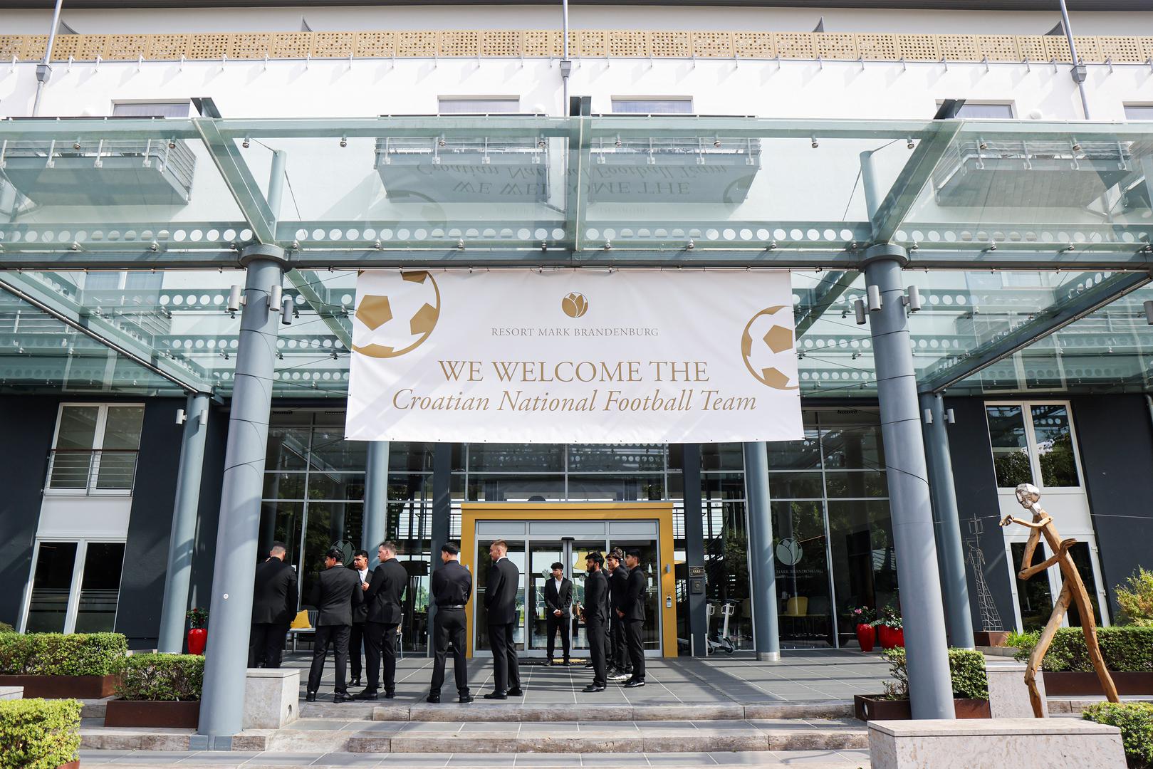 Hrvatska će iz Neuruppina ići prema Berlinu, Hamburgu i Leipzigu gdje će igrati tri utakmice u skupini, a ovdje će imati sve ono što je potrebno za kvalitetne treninge i odmor