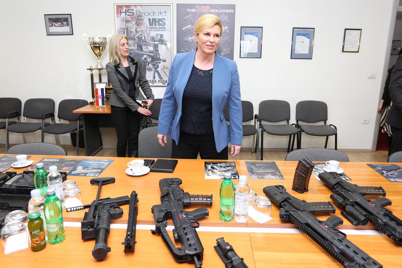 Karlovac: Predsjednica Kolinda Grabar-Kitarović obišla tvrtku HS Produkt