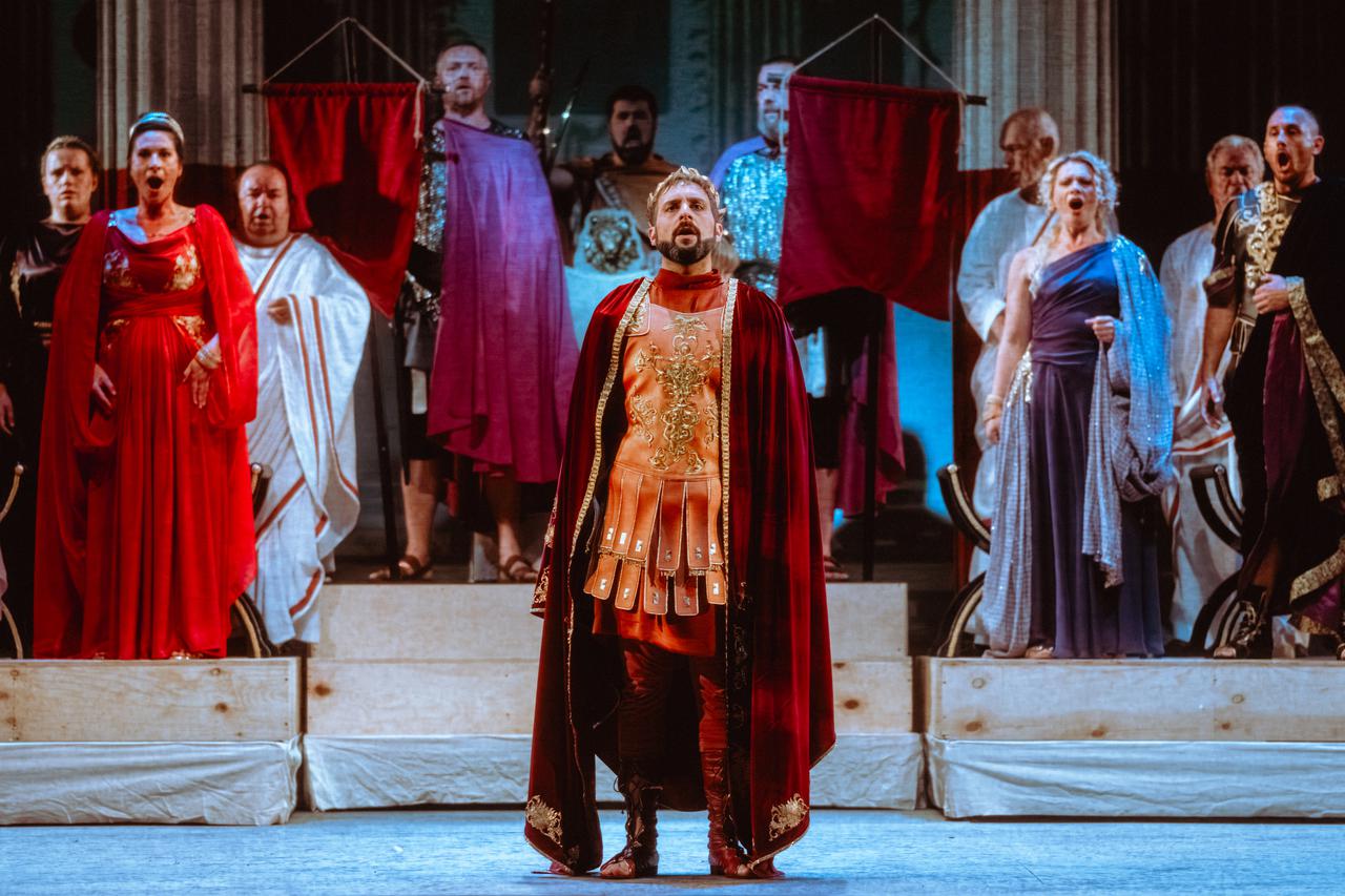 Opera Dioklecijan