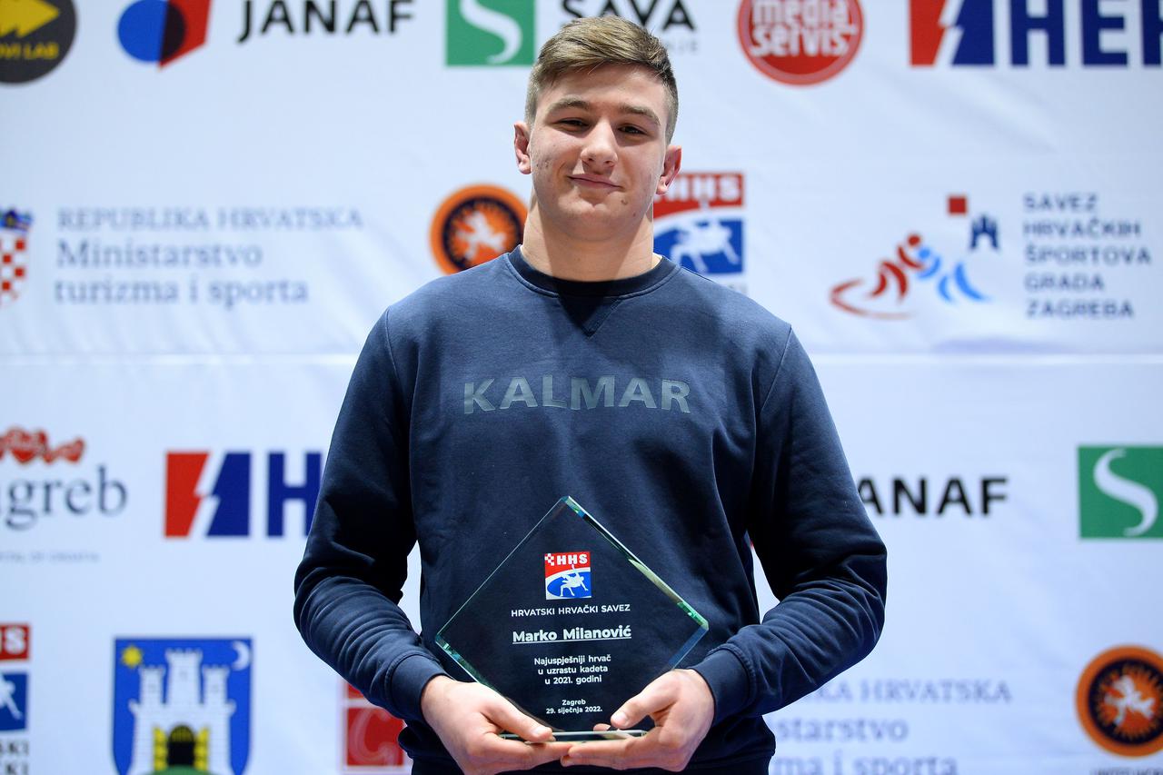Marko Milanović, sin predsjednika RH Zorana Milanovića, dobio priznanje za najuspješnijeg hrvača među kadetima