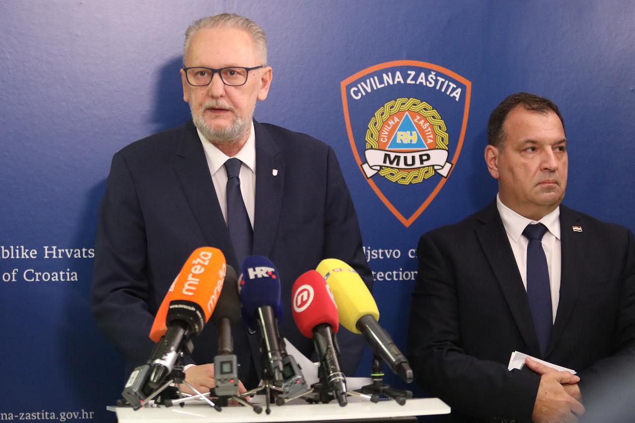Ministar zdravstva Vili Beroš i ministar unutarnjih poslova Davor Božinović