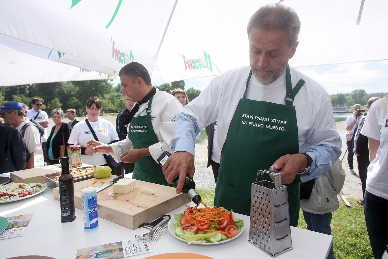 Bandić pravi salatu