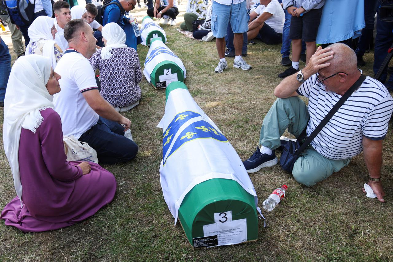 Bosnia marks 30th anniversary of Srebrenica massacre