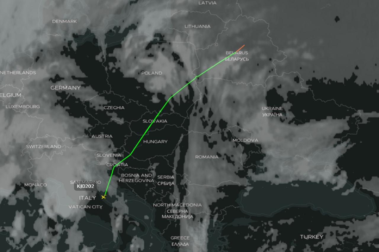 Povratni let alžirskog C-130 Herculesa (KJD202) iz Bjelorusije za Italiju. Ruta je također prolazila preko Hrvatske