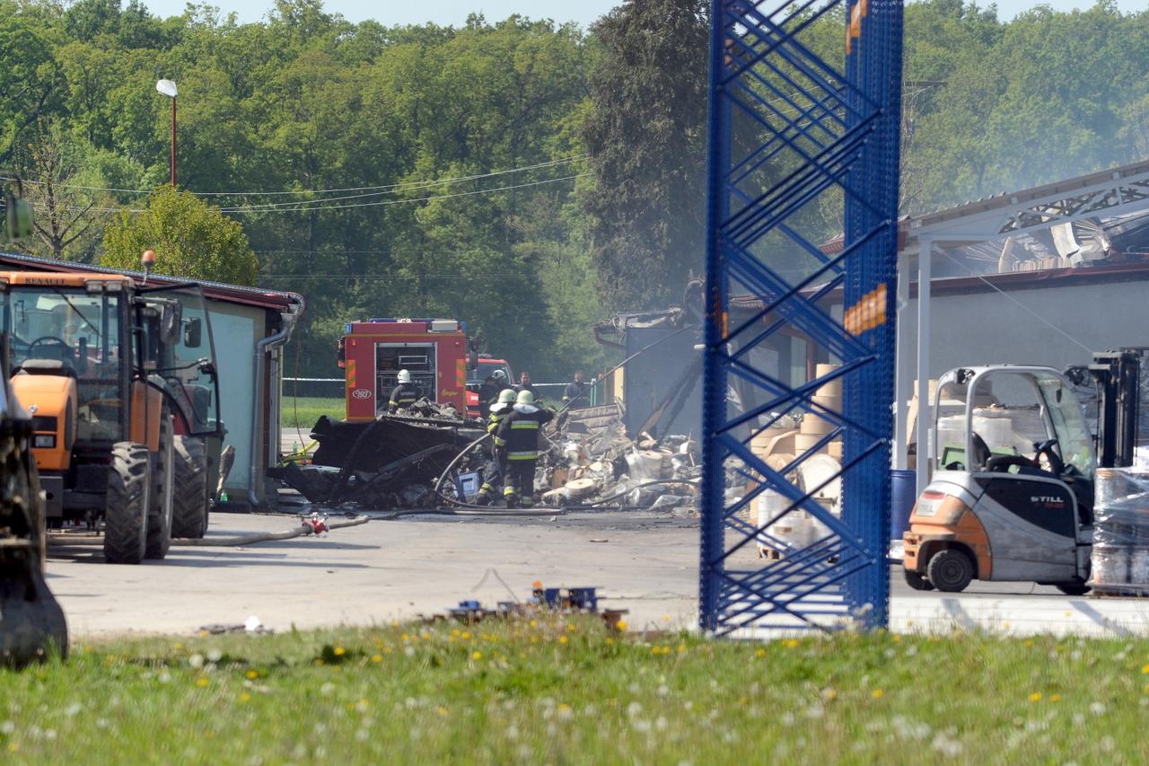 Izgorjela tvornica pored Koprivnice