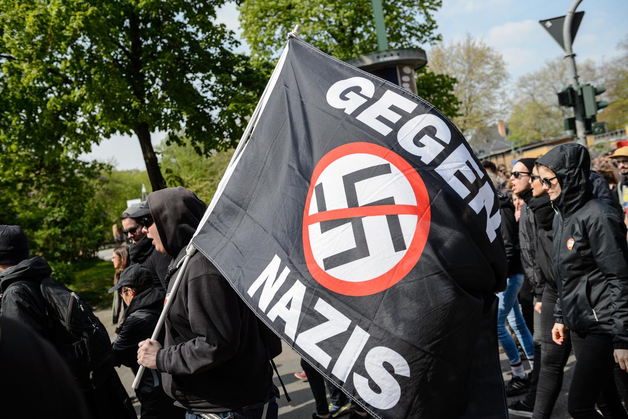 Gegen Nazis
