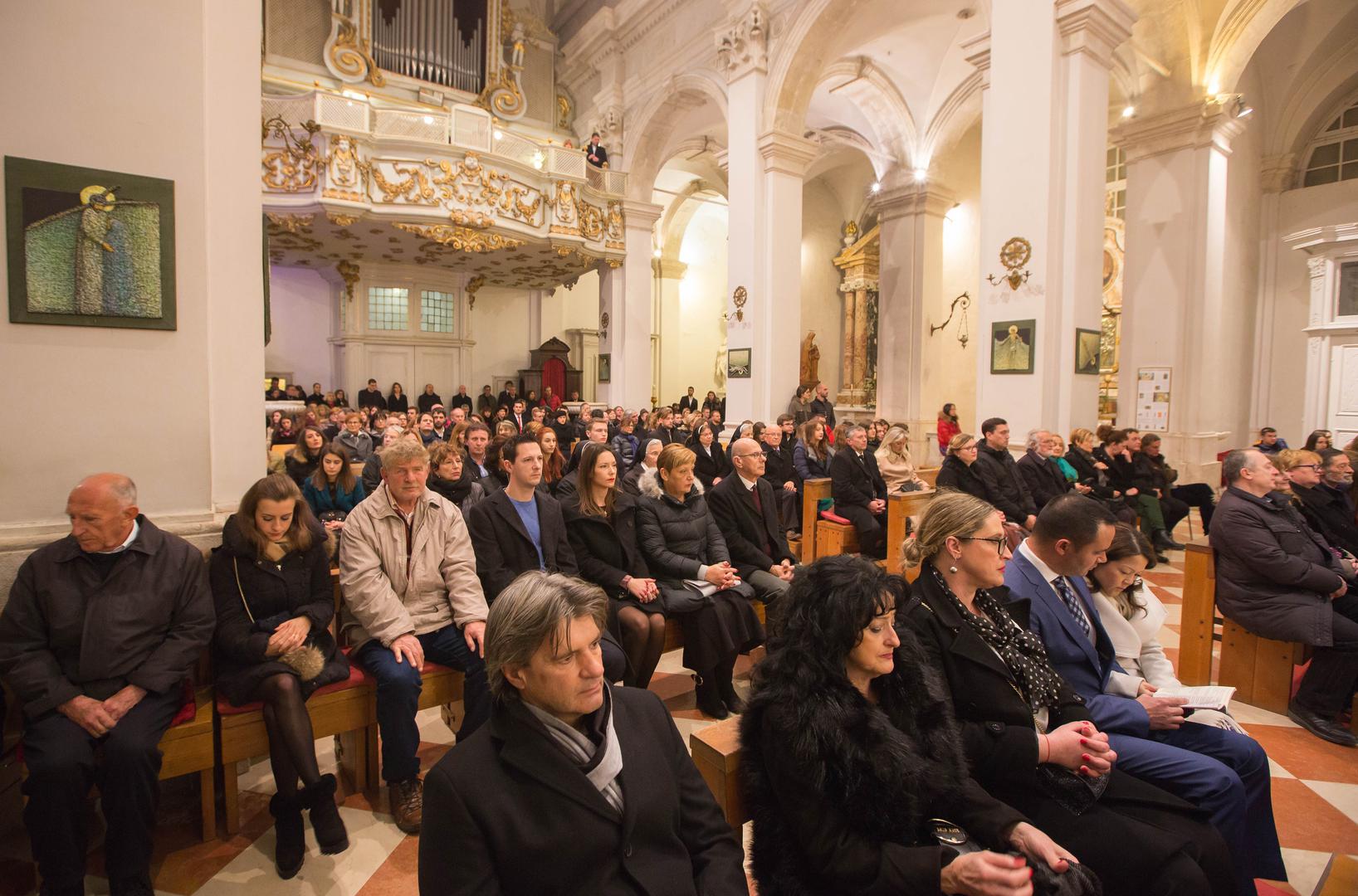 Dubrovački biskup mons. Mate Uzinić predvodio je misu u Dubrovniku.
