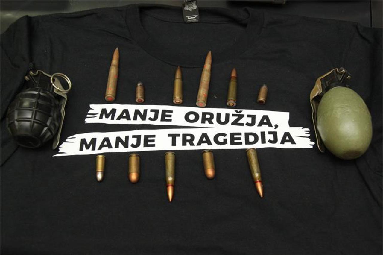 Manje oružja, manje tragedija