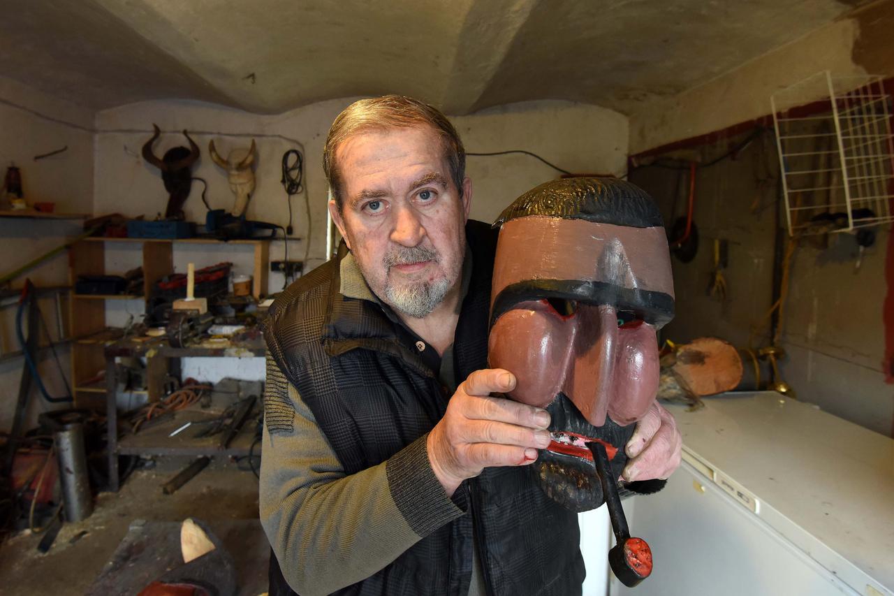 16.02.2017., Turcisce- Mijo Sirec, izradjivac tradicijskih maski Lafri.  Photo: Vjeran Zganec Rogulja/PIXSELL