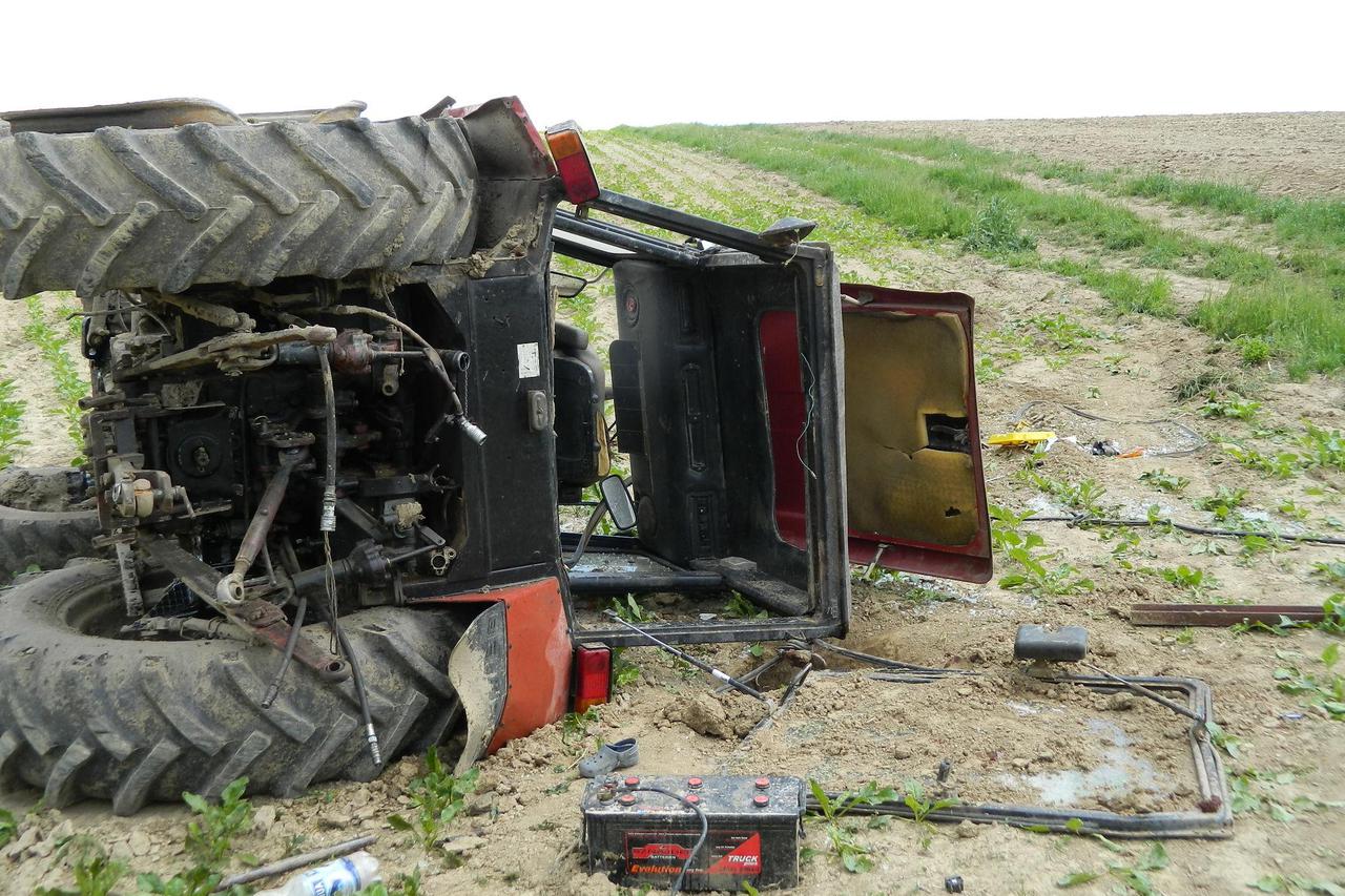 Uroš Marojević traktor