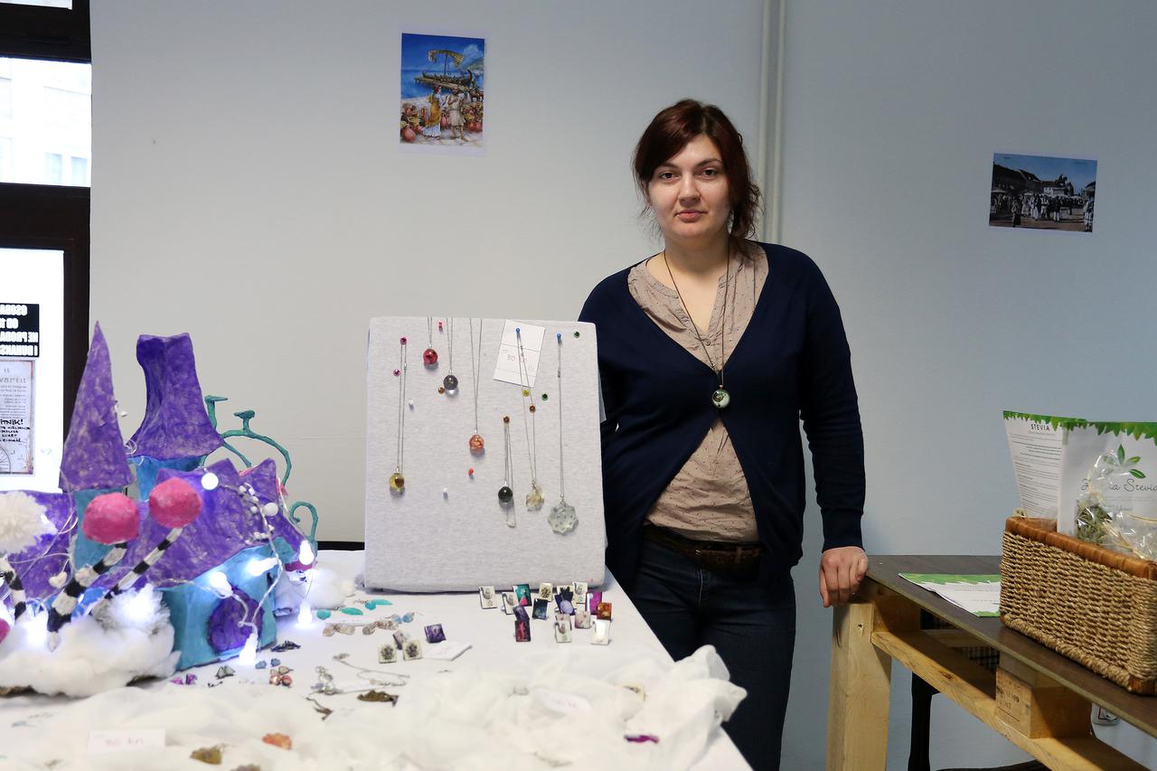 25.02.2015., Zagreb - Ana Antolovic otvorila je Plac u kvartu gdje se okupljaju kreativci i obiteljska gospodarstva koji prodaju svoje proizvode.  Photo: Borna Filic/PIXSELL