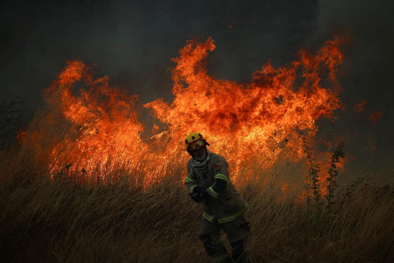 Wildfires burn across Chile's Biobio region