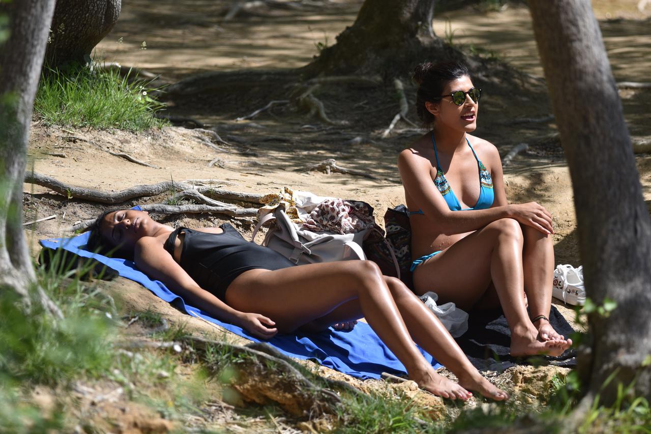 Turisti uživaju u prekrasnom danu u NP Krka