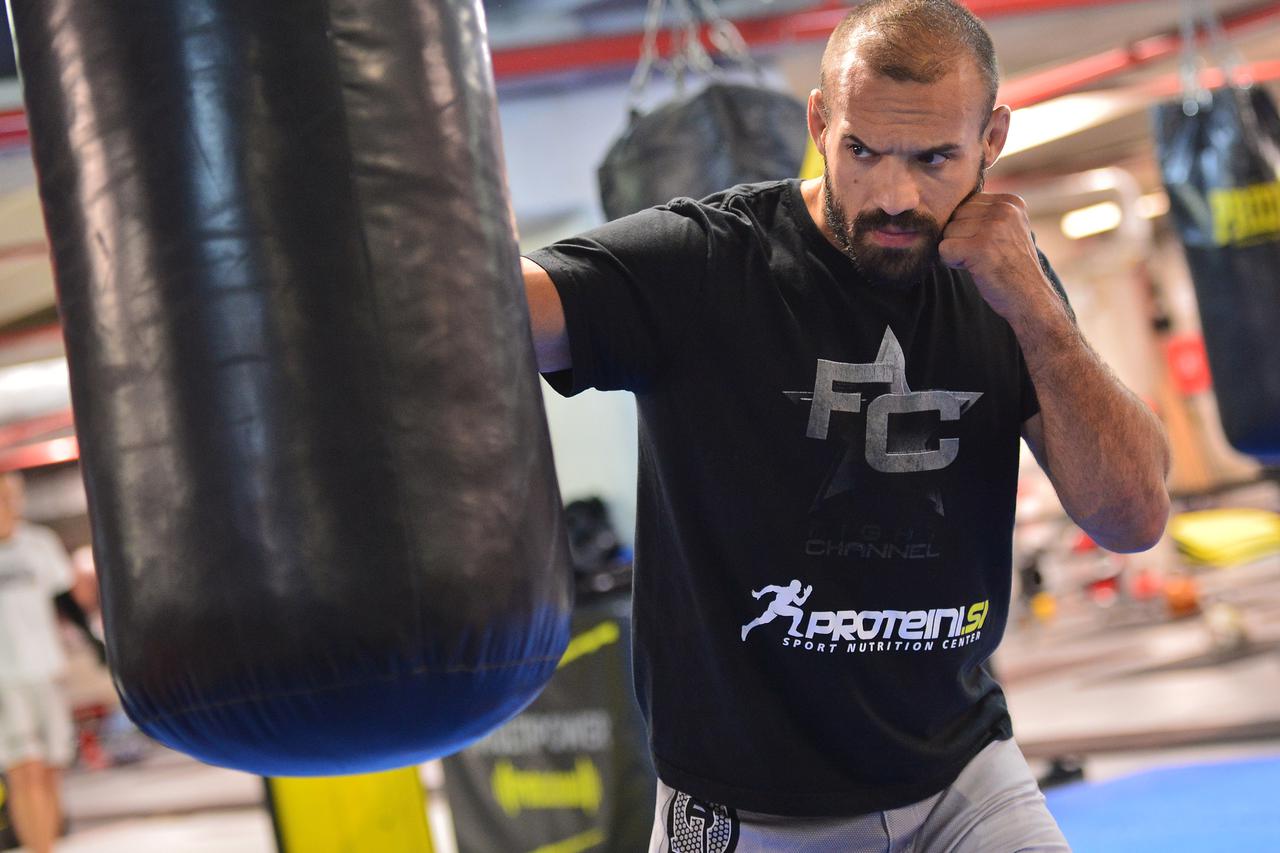 30.10.2013., Zagreb - Teretana Core Gym, borac Igor Pokrajac.  Photo: Marko Prpic/PIXSELL