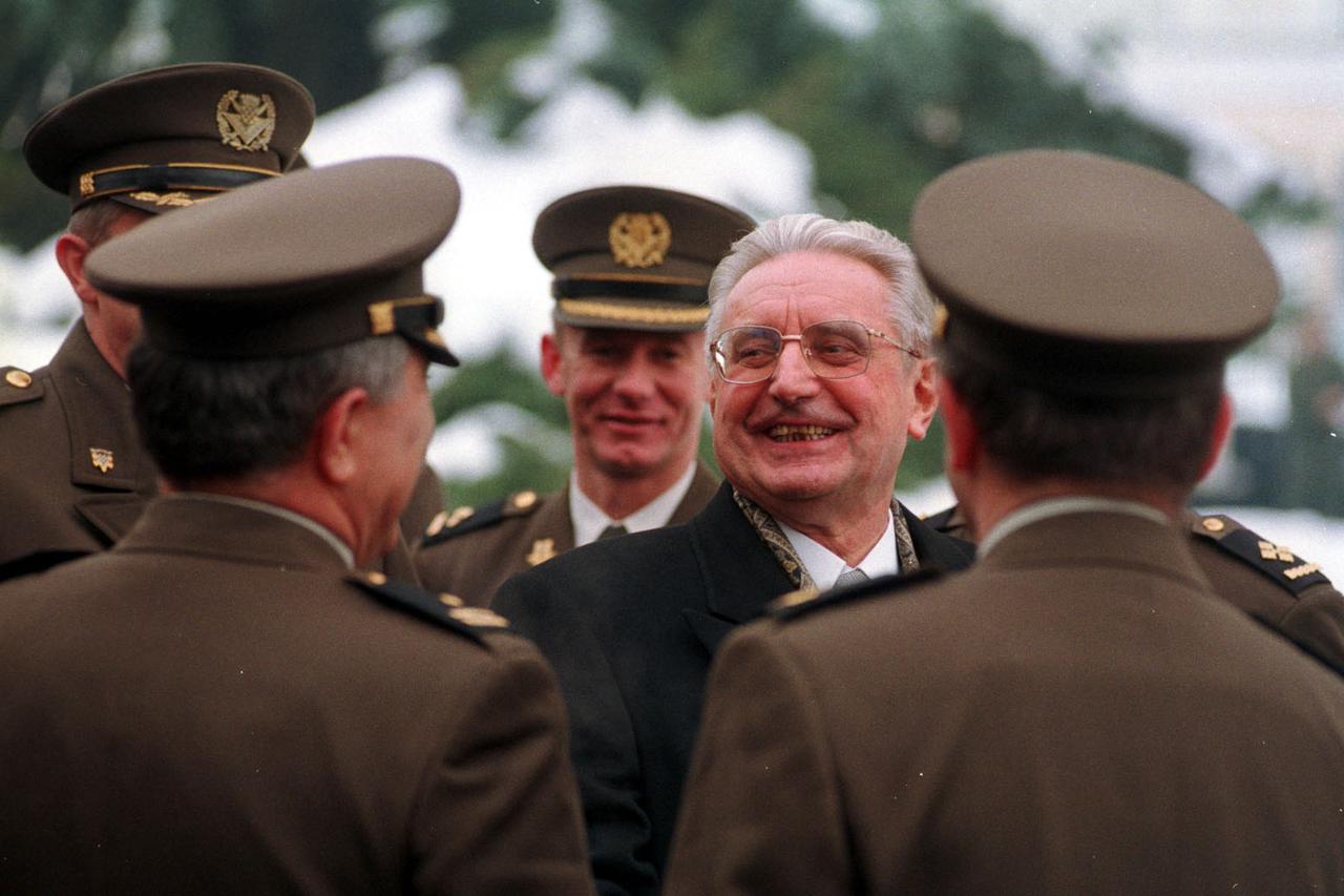 14.12.1998., Zagreb - Franjo Tudjman, prvi predsjednik RH u Hrvatskom vojnom ucilistu.  Photo: Patrik Macek/PIXSELL