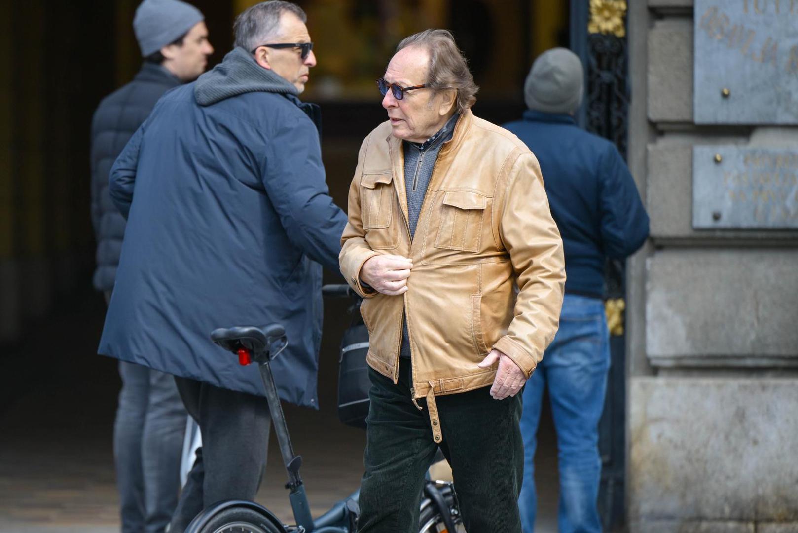 Nakon kaosa koji je jučer u gradu Zagrebu proizvelo olujno vrijeme, sve danas polako dolazi na svoje, a tako i zagrebačka špica.