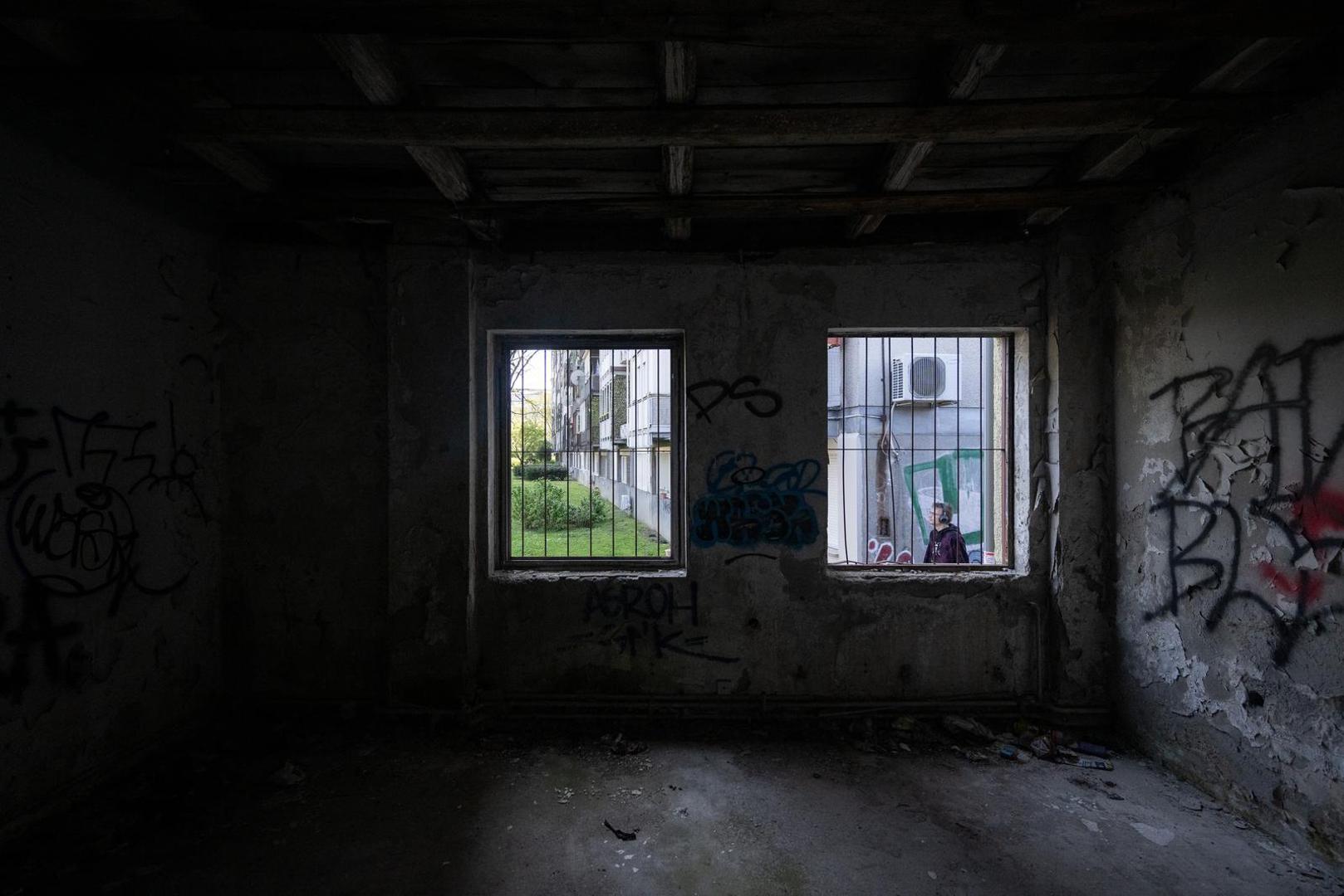 Još jednom, govorimo o lokaciji usred grada, od koje ne okreću glavu samo građani, već očito i nadležne službe.