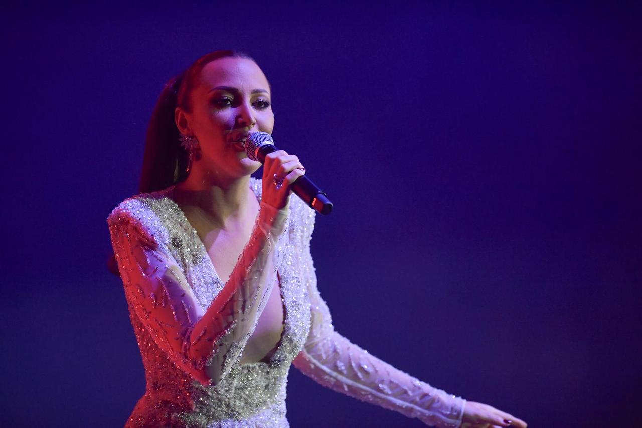 Beograd: Dobro raspoložene Lepa Brena i Aleksandra Prijović na promociji novih proizvoda  Lady B