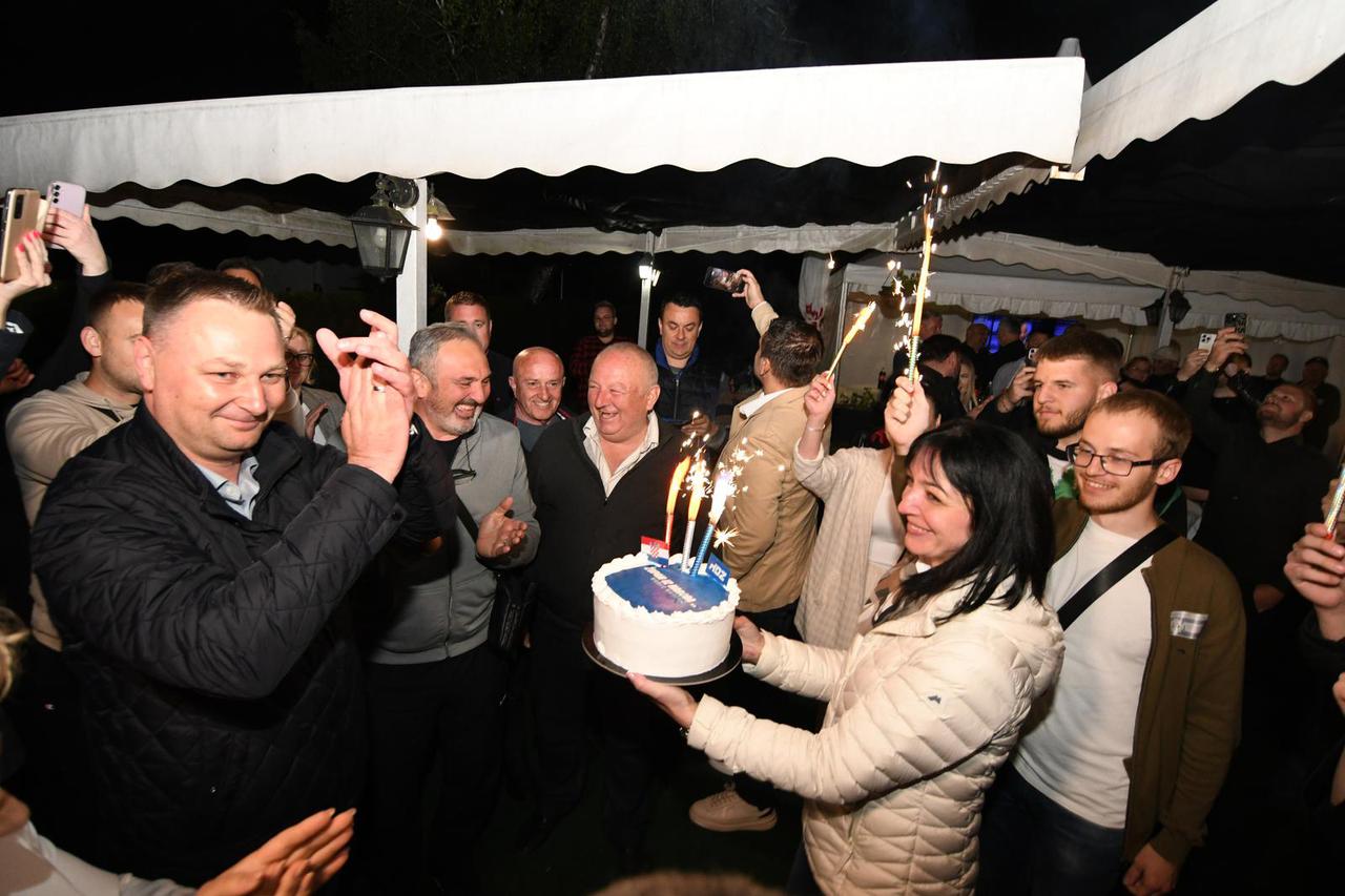 Zagreb: Otvorena biračka mjesta za Lokalne izbore 2025