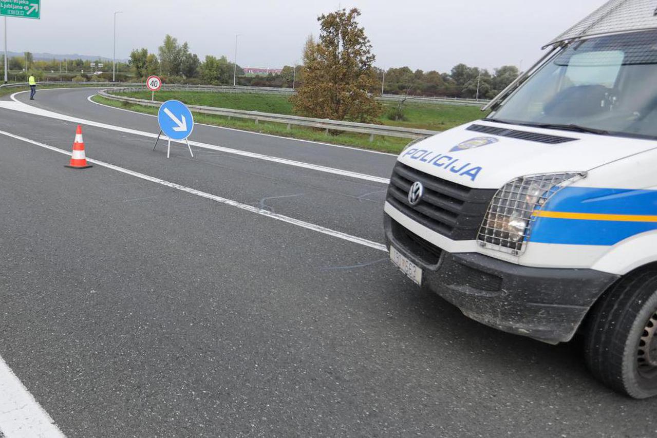 Zagreb: U prometnoj nesreći izgorio jedan automobil