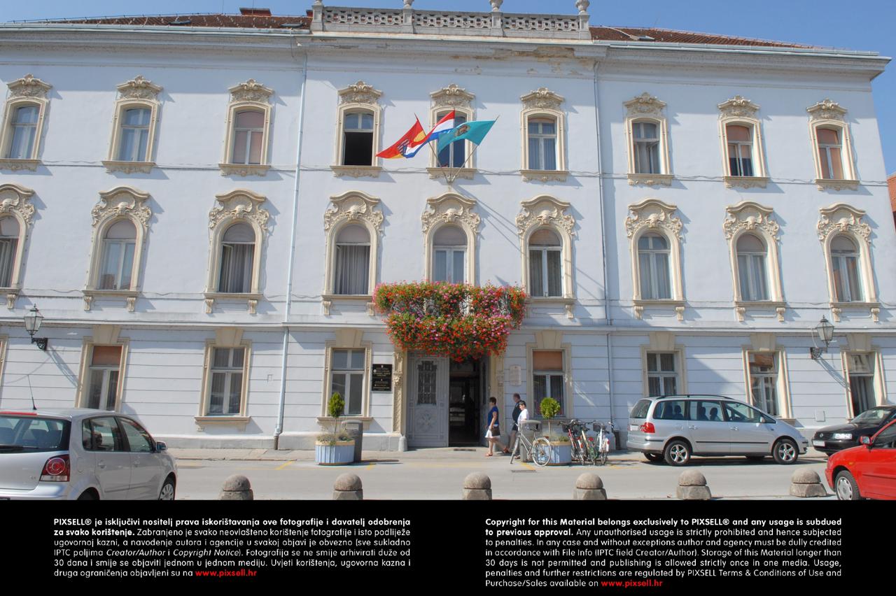 grad_PXL_kar_100818_618