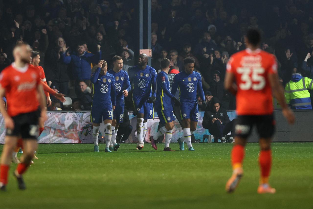 FA Cup Fifth Round - Luton Town v Chelsea