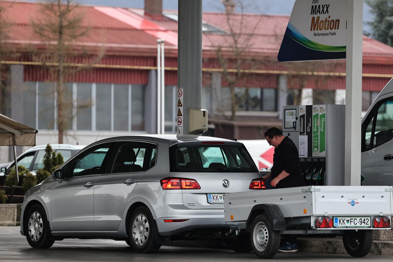 Cijene goriva u Sloveniji jeftinije su nego u Hrvatskoj