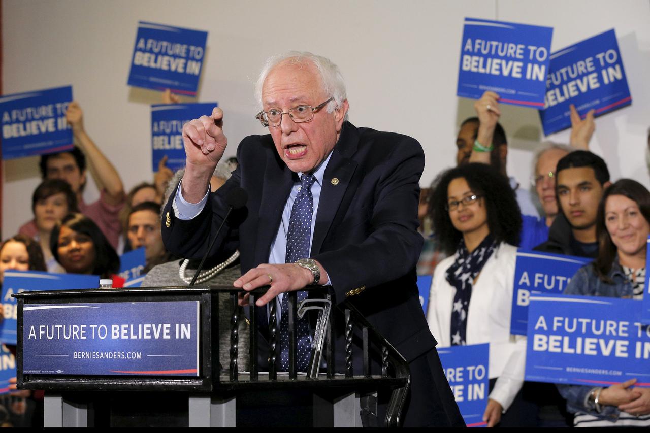 U.S. Democratic presidential candidate and U.S. Senator Bernie Sanders speaks after receiving the endorsement of the organization People's Politics in Boston, Massachusetts February 22, 2016.  REUTERS/Brian Snyder