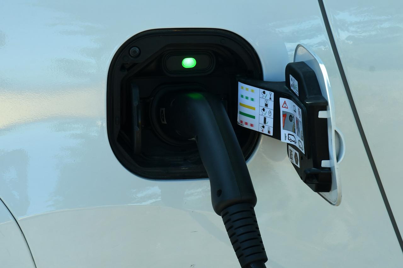 Sve je više električnih automobila u Sisku pa raste i potražnja za punionicama