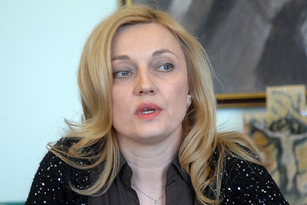 18.03.2013., Sisak - Nezadovoljni oporbeni vijecnici u Skupstini Sisacko-moslavacke zupanije odrzali su tiskovnu konferenciju zbog nemogucnosti da postavljaju pitanja na aktualnom satu.Marijana Petir (HSS). Photo: Nikola Cutuk/PIXSELL
