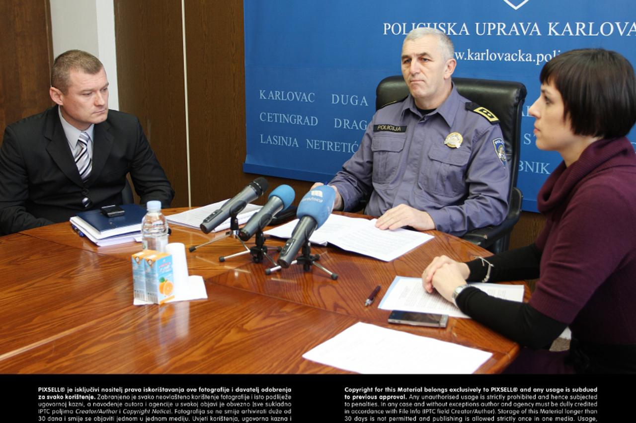 policija_PXL_kar_250213_581
