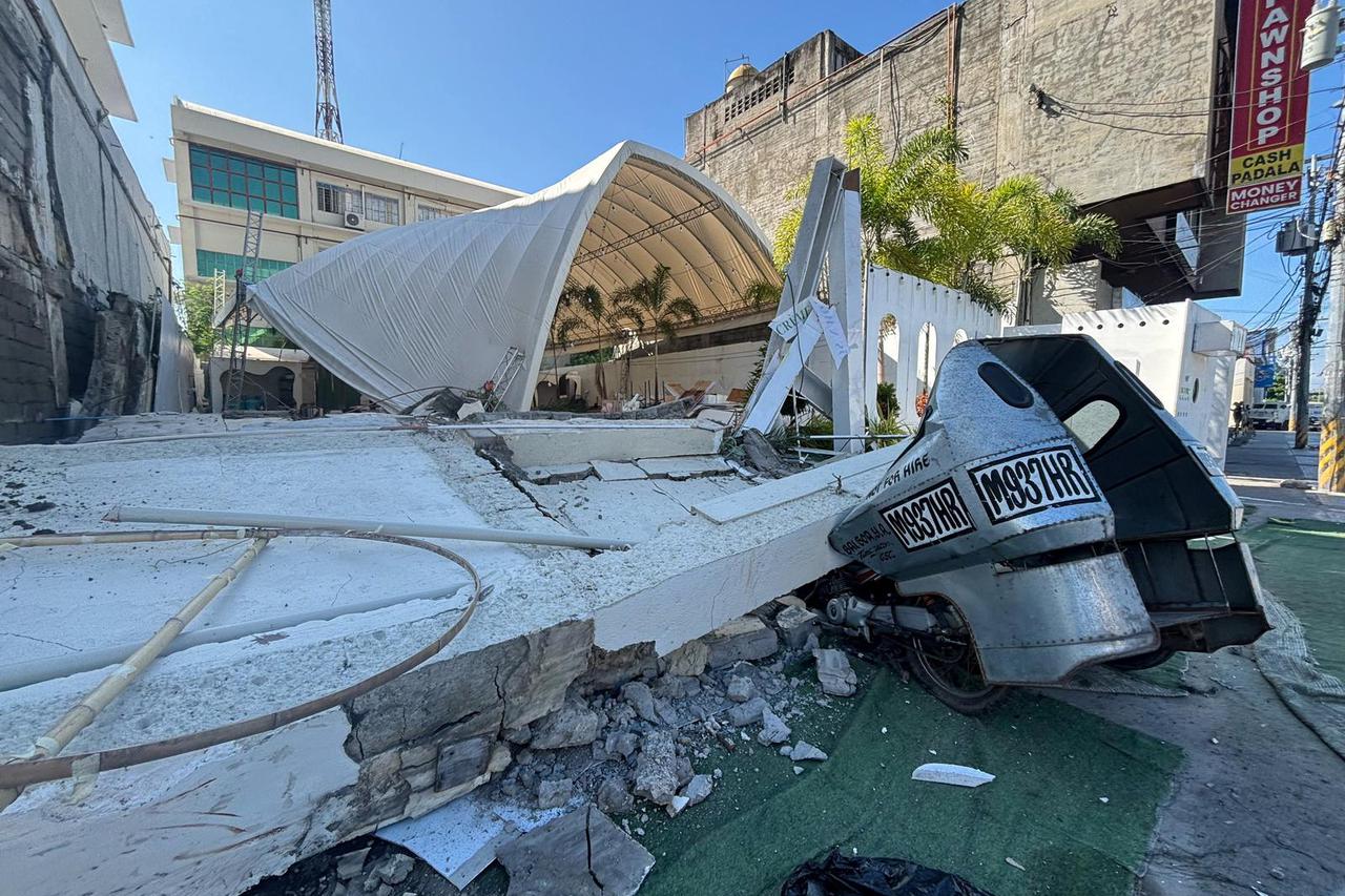 Magnitude 7.8 quake in General Santos